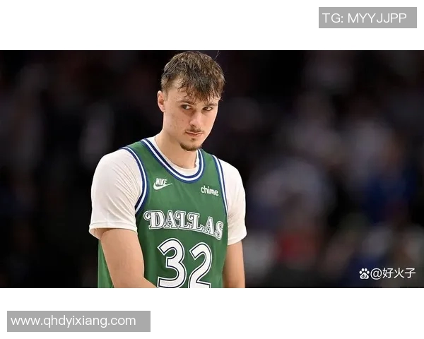 勇士队格林警告小牛队新秀库珀·弗拉格在控球后卫位置上的表现