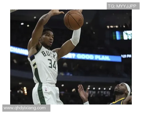 字母哥突破上篮打进，雄鹿打出一波10-0追到20分以内